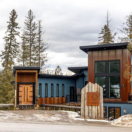 Ski In Ski Out With Huge Game Room And Hot Tub Fernie Esterno foto
