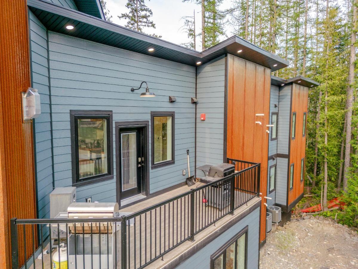 Ski In Ski Out With Huge Game Room And Hot Tub Fernie Esterno foto