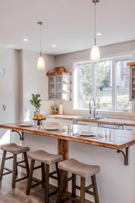 Ski In Ski Out With Huge Game Room And Hot Tub Fernie Esterno foto