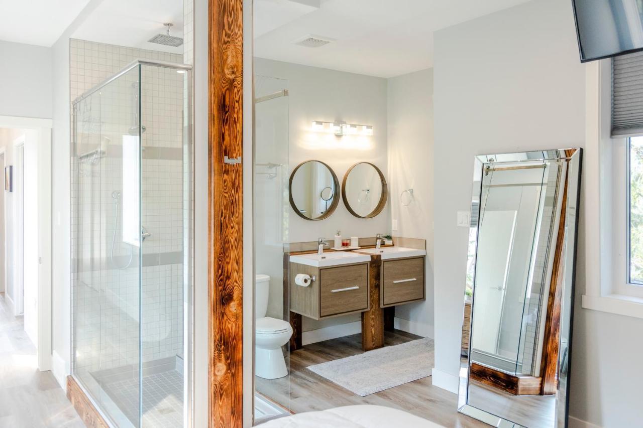 Ski In Ski Out With Huge Game Room And Hot Tub Fernie Esterno foto