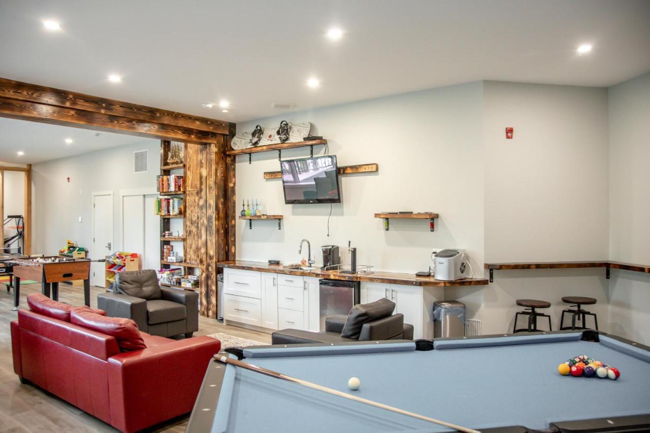 Ski In Ski Out With Huge Game Room And Hot Tub Fernie Esterno foto